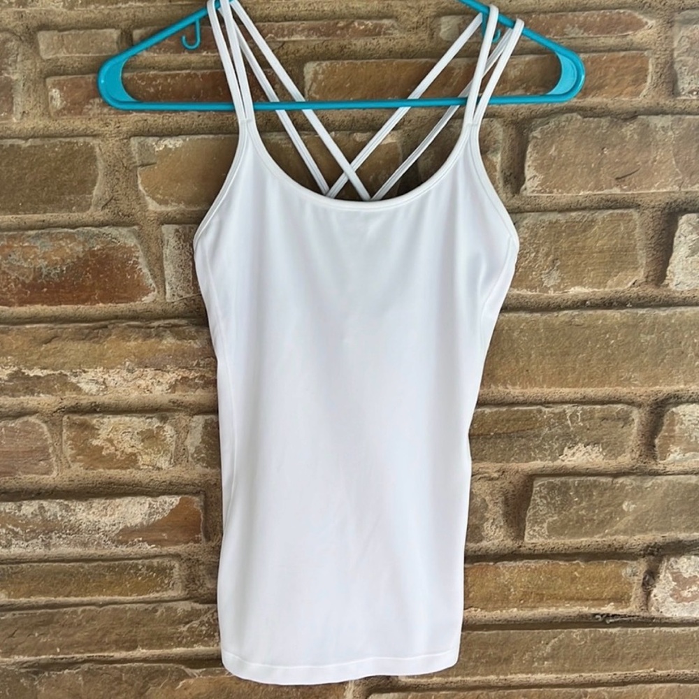 lululemon White Flow Like a cloud Tank